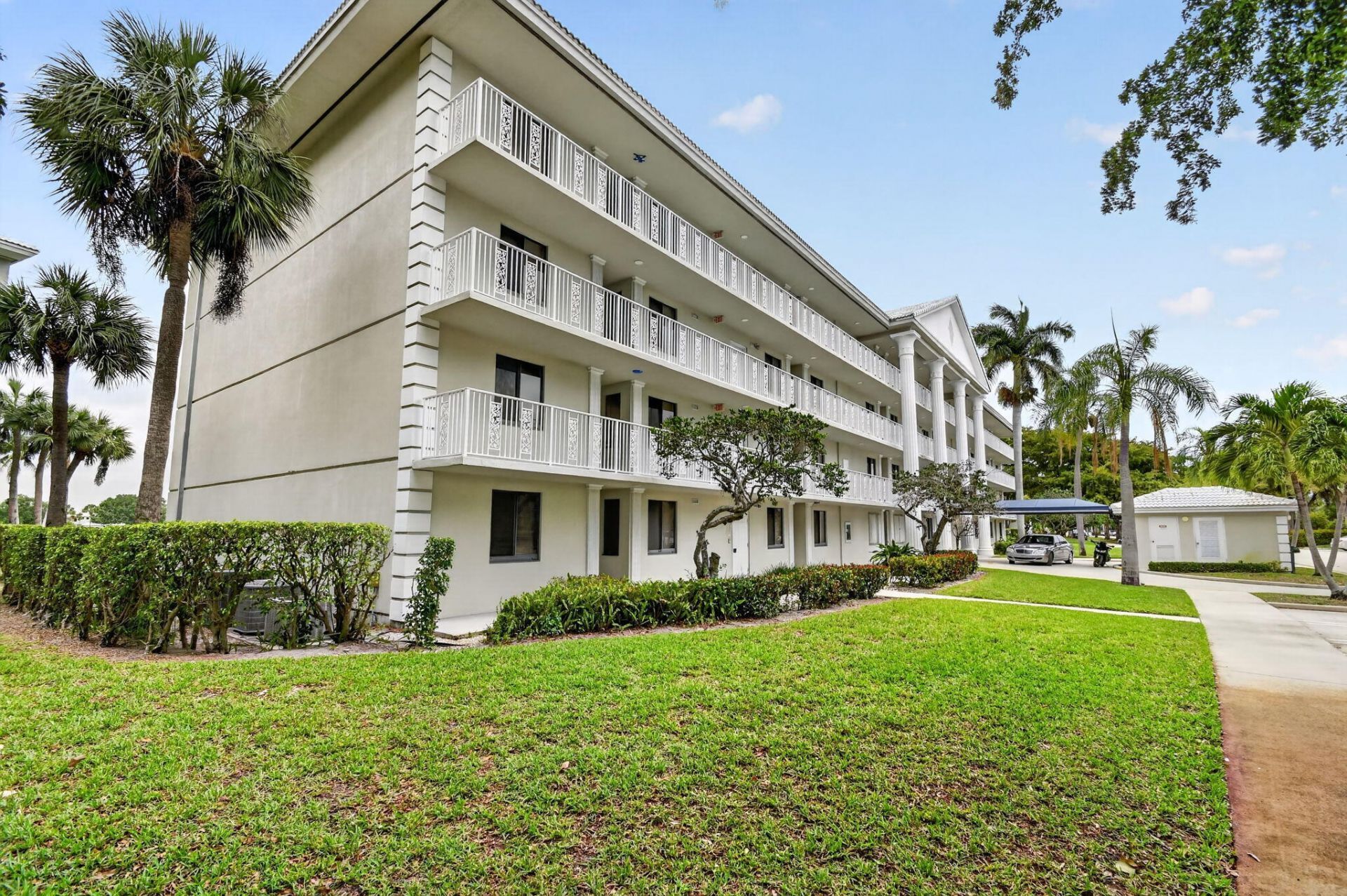 2461 Village Boulevard, Unit 101, West Palm Beach, FL 33409 Photo