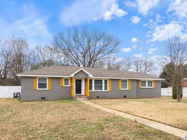 2303 Dogwood Lane NW, Huntsville, AL 35810