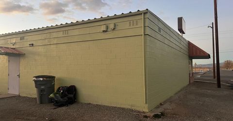 201 W Goldfield Avenue, Yerington, NV 89447 Photo