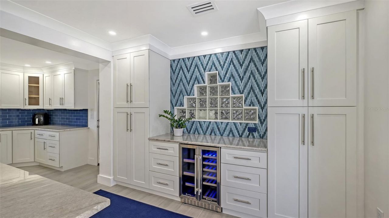 619 Buttonwood Drive, Longboat Key, FL 34228 Photo