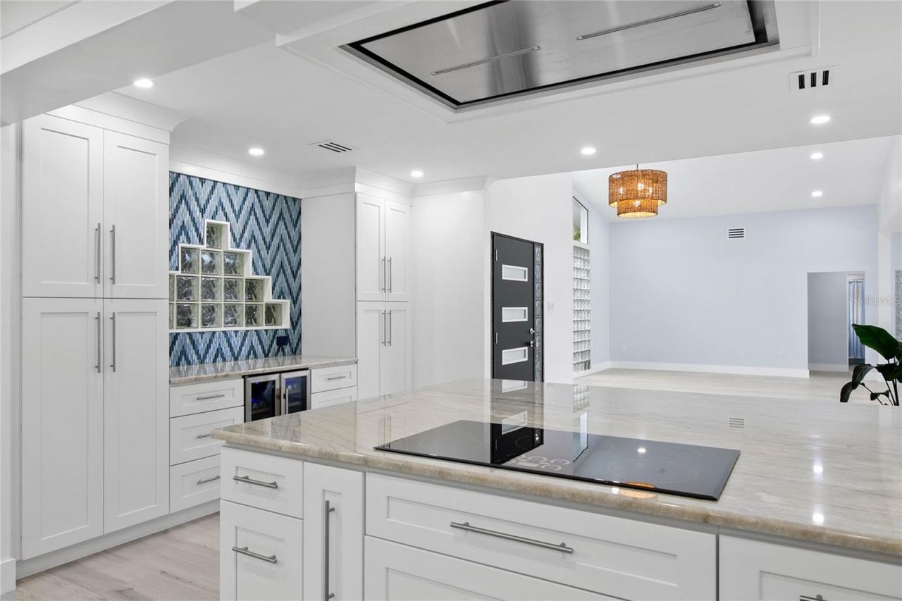 619 Buttonwood Drive, Longboat Key, FL 34228 Photo