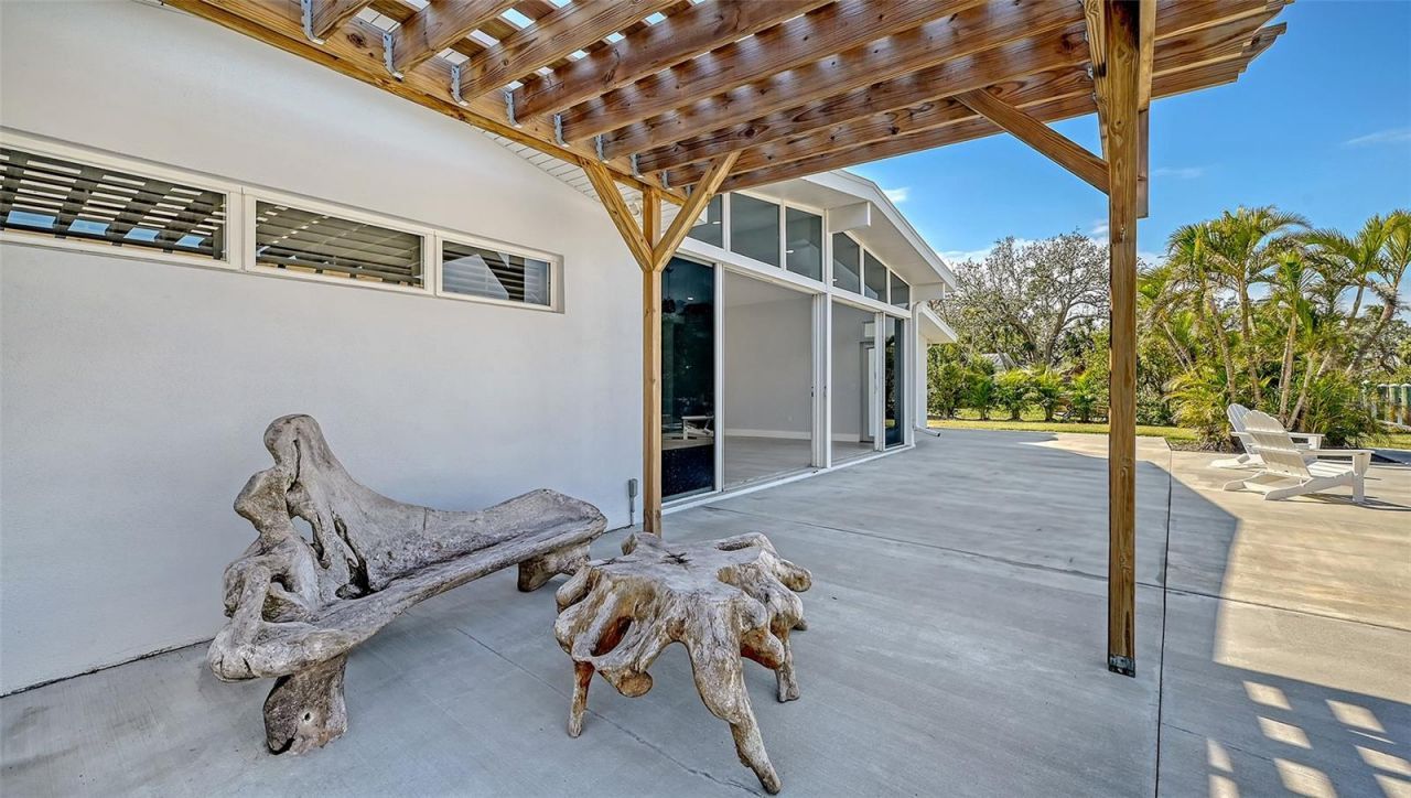 619 Buttonwood Drive, Longboat Key, FL 34228 Photo