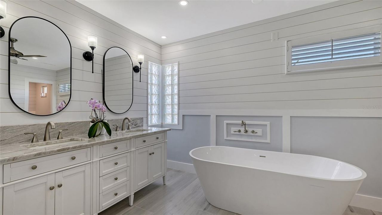 619 Buttonwood Drive, Longboat Key, FL 34228 Photo