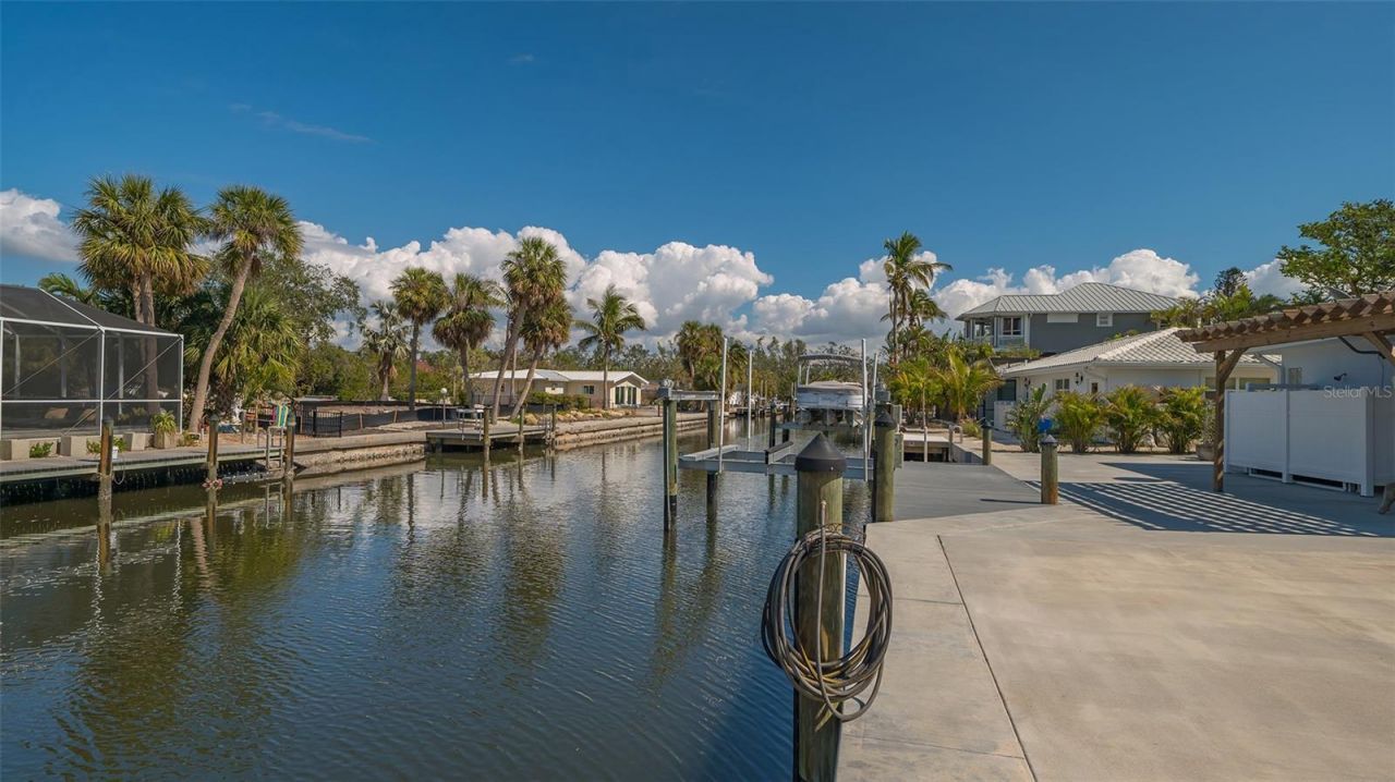 619 Buttonwood Drive, Longboat Key, FL 34228 Photo