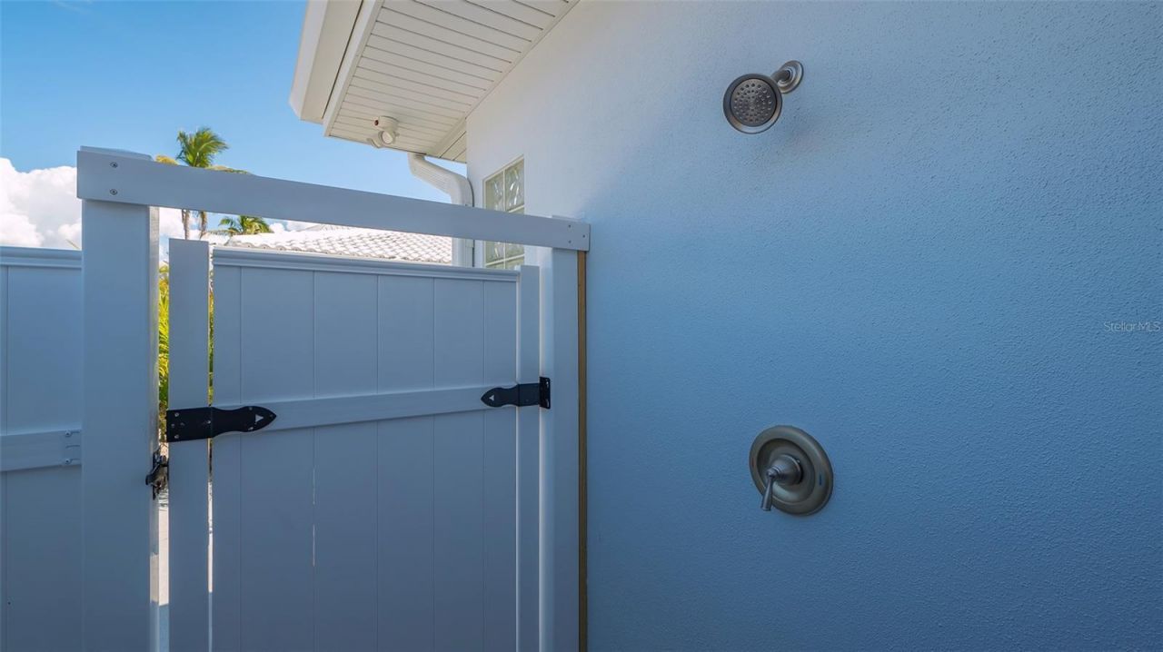 619 Buttonwood Drive, Longboat Key, FL 34228 Photo