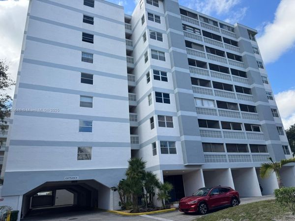 3301 Spanish Moss Ter, Unit 415, Lauderhill, FL 33319