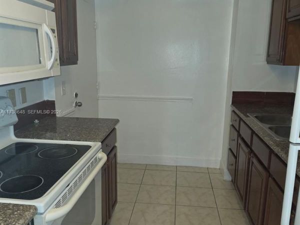 3301 Spanish Moss Ter, Unit 415, Lauderhill, FL 33319