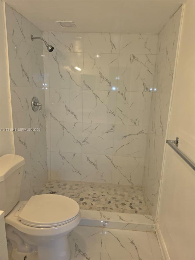 3301 Spanish Moss Ter, Unit 415, Lauderhill, FL 33319 Photo