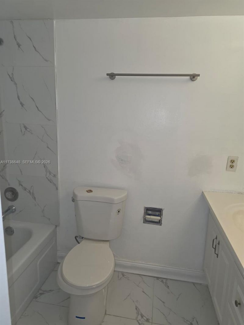 3301 Spanish Moss Ter, Unit 415, Lauderhill, FL 33319 Photo