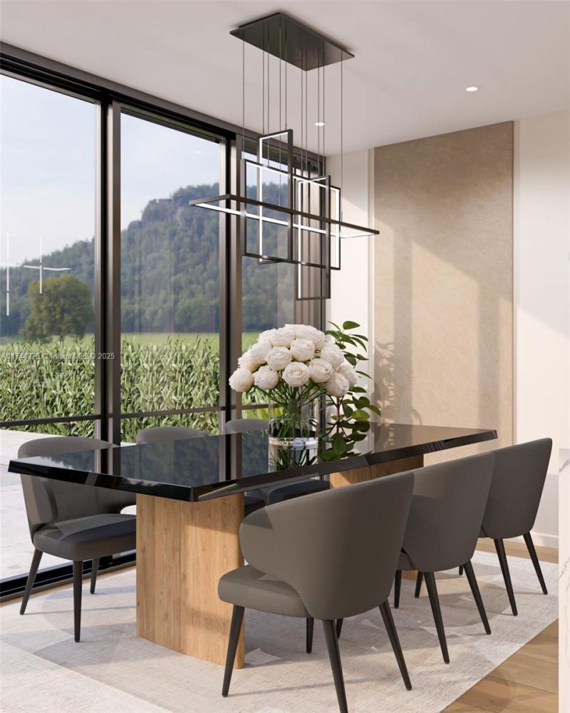 555 Catalonia Ave, Coral Gables, FL 33134 Photo