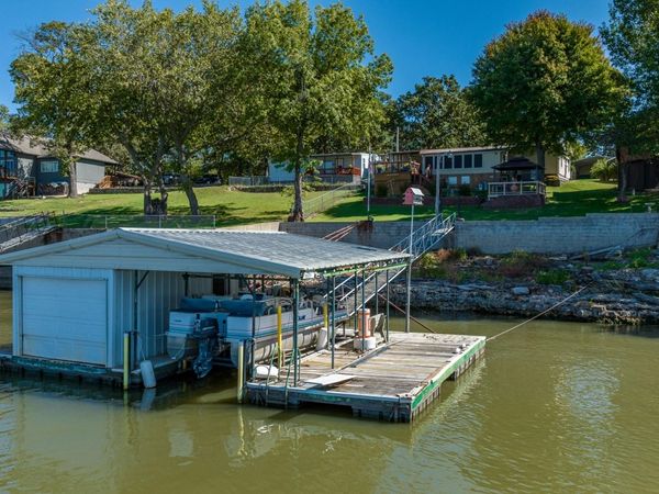 25281 S 623 Road, Grove, OK 74344