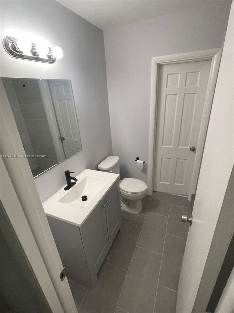 4421 NW 12th Ct, Lauderhill, FL 33313 Photo