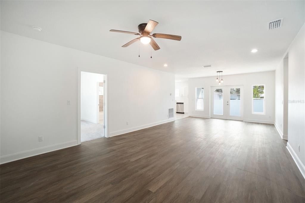 7409 & 7411 E 23rd Avenue, Tampa, FL 33619 Photo