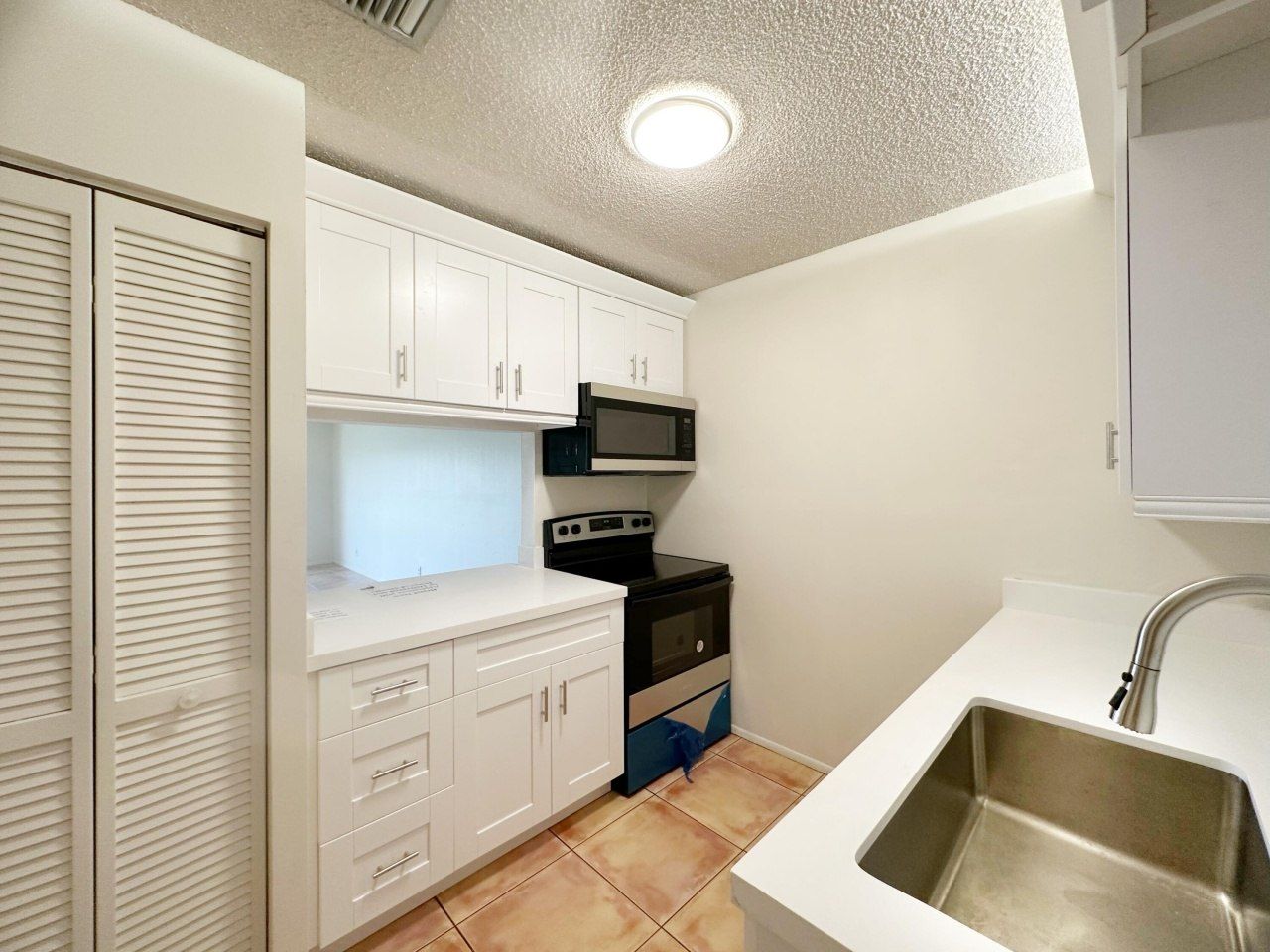 11453 NW 39th Court, Unit 309-2, Coral Springs, FL 33065 Photo