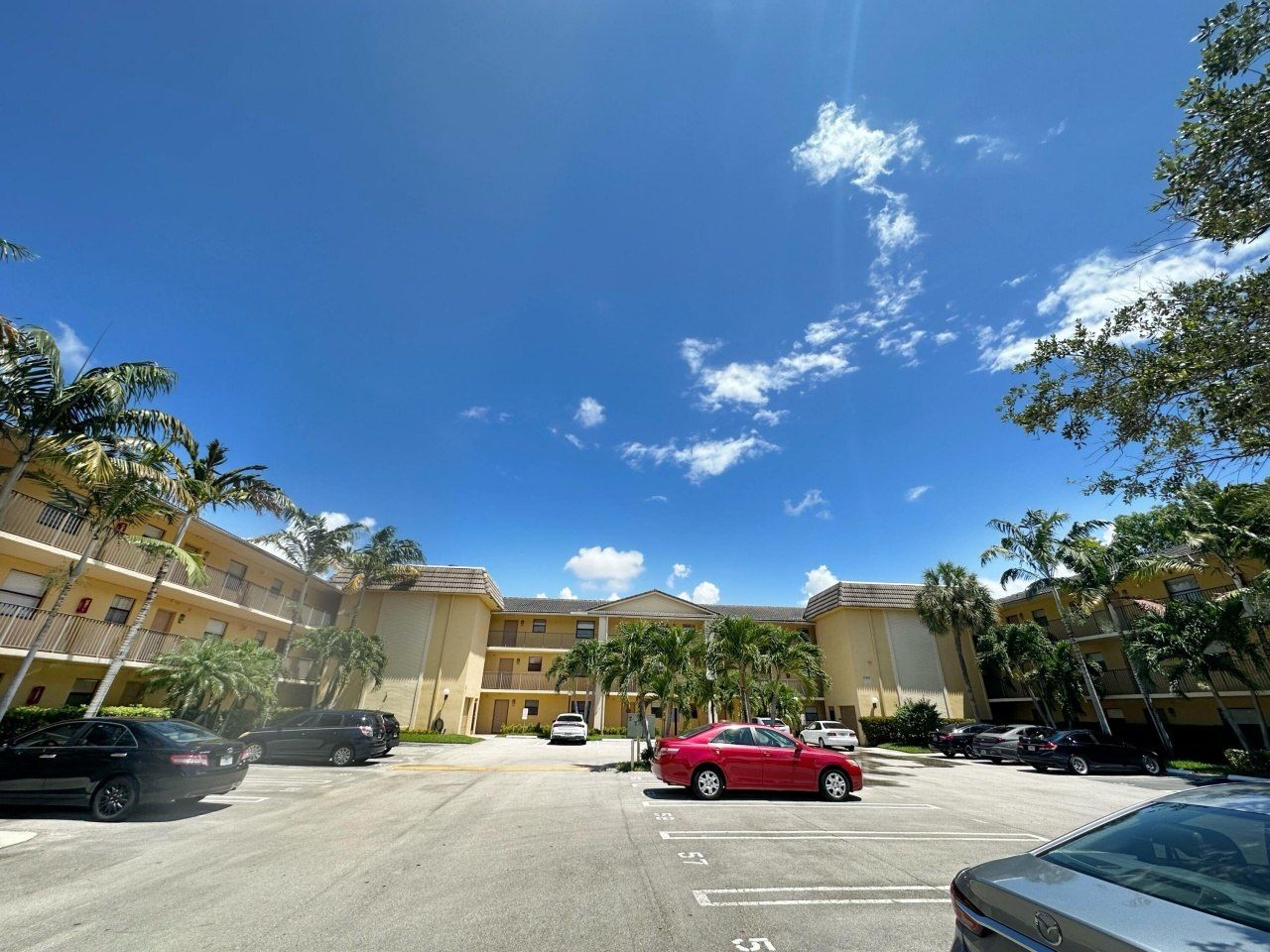 11453 NW 39th Court, Unit 309-2, Coral Springs, FL 33065 Photo
