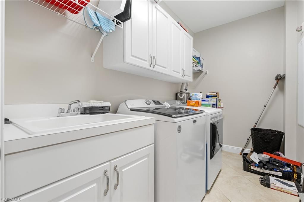 2090 W First St, Unit I2409, Fort Myers, FL 33901 Photo