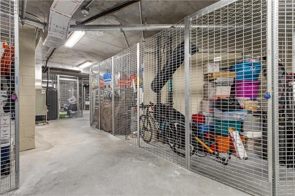 2090 W First St, Unit I2409, Fort Myers, FL 33901 Photo