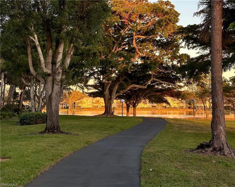 2708 Santa Cruz Blvd, Naples, FL 34112 Photo