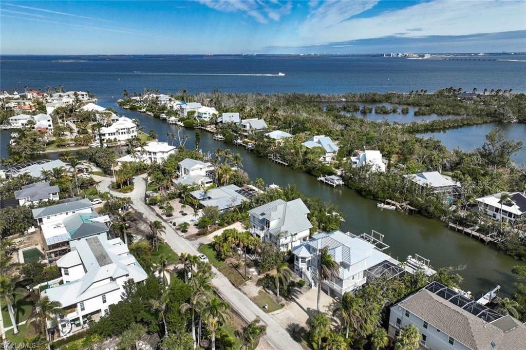 1656 Hibiscus Dr, Sanibel, FL 33957 Photo