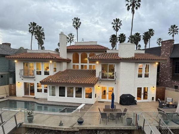 2726 Sailor Avenue, Ventura, CA 93001