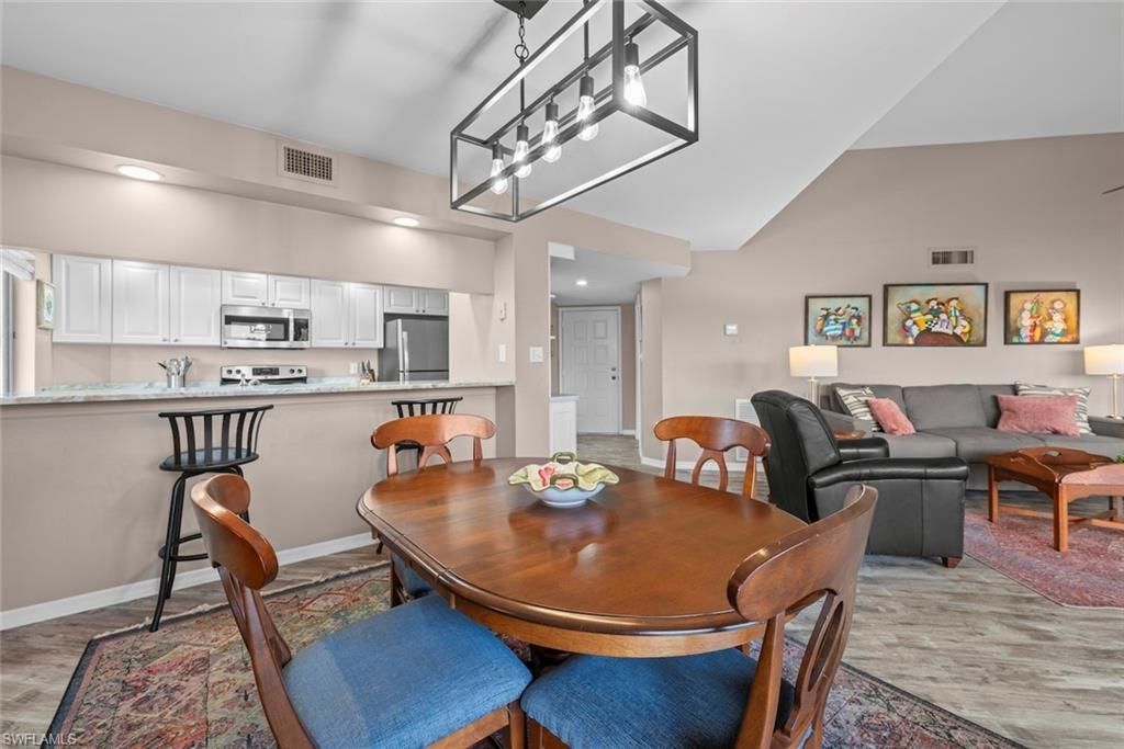 15141 Highlands Dr, Unit 204, Fort Myers, FL 33912 Photo