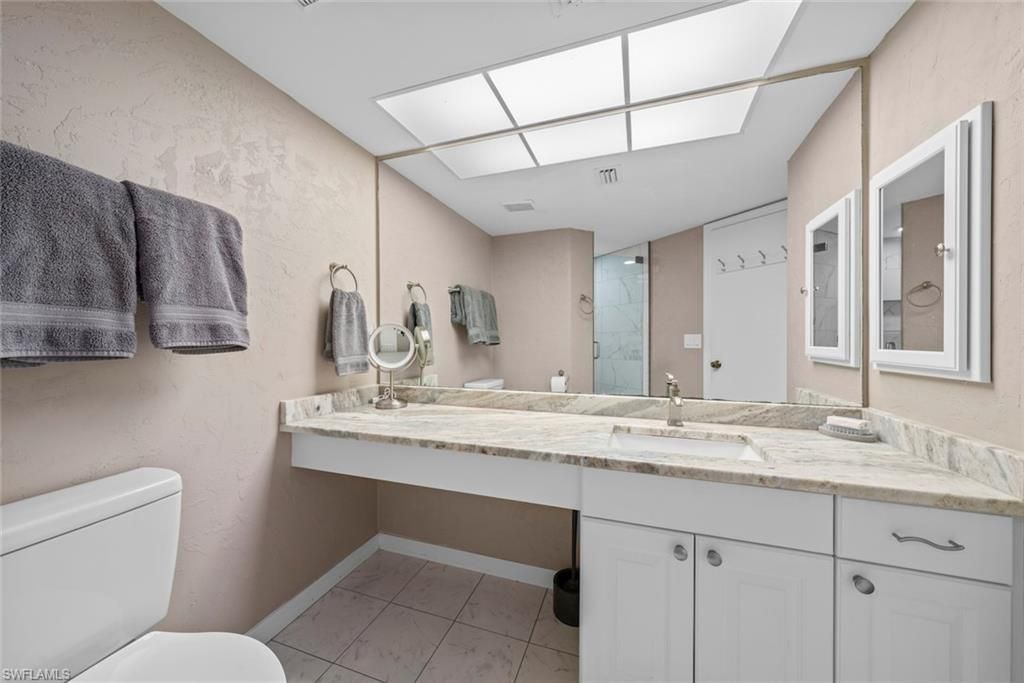 15141 Highlands Dr, Unit 204, Fort Myers, FL 33912 Photo