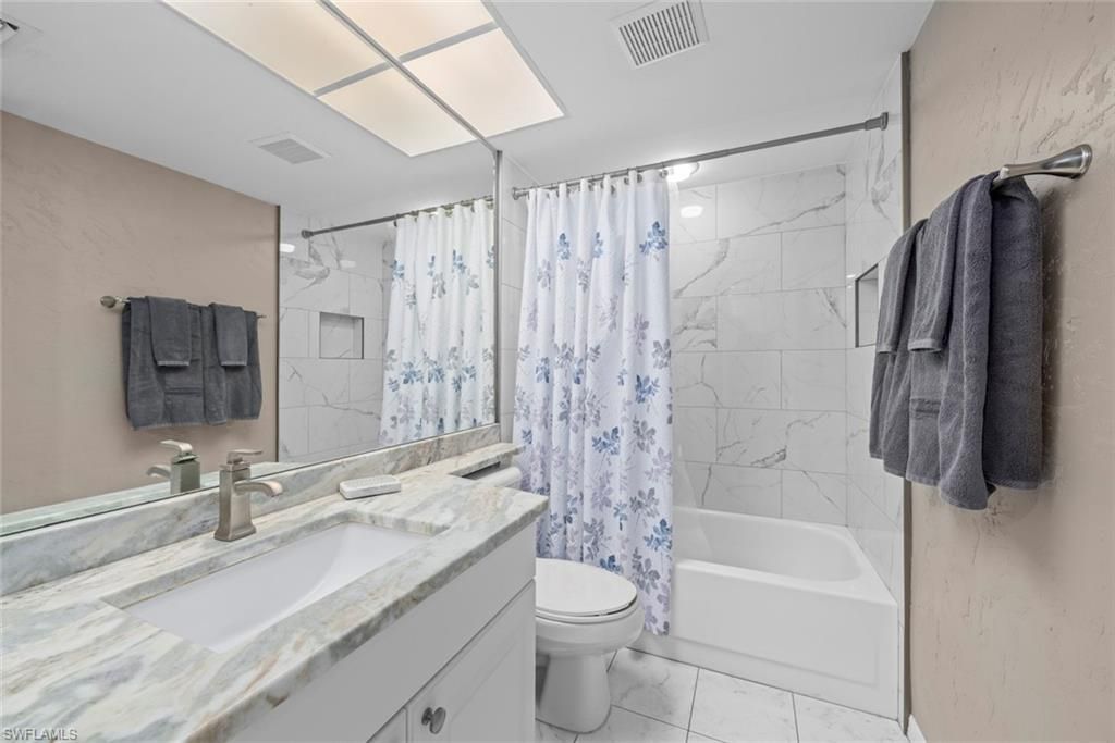 15141 Highlands Dr, Unit 204, Fort Myers, FL 33912 Photo