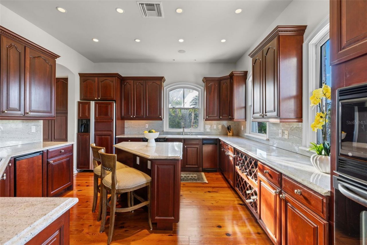 16475 Captiva Drive, Captiva, FL 33924 Photo