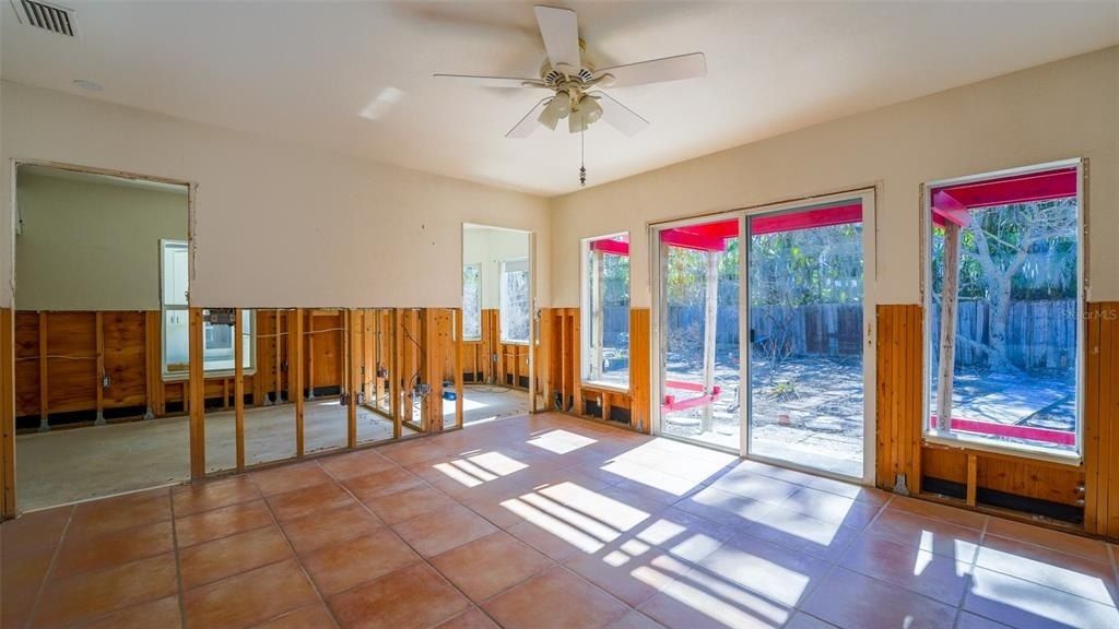 132 Harrison Drive, Sarasota, FL 34236 Photo