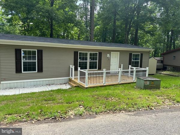 18 ASH LANE, QUAKERTOWN, PA 18951