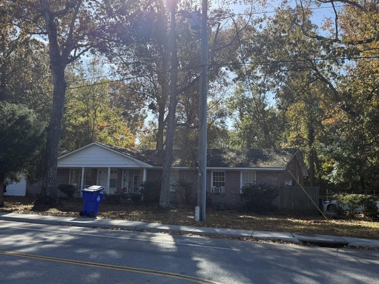 975 Harbor View Road Photo 12