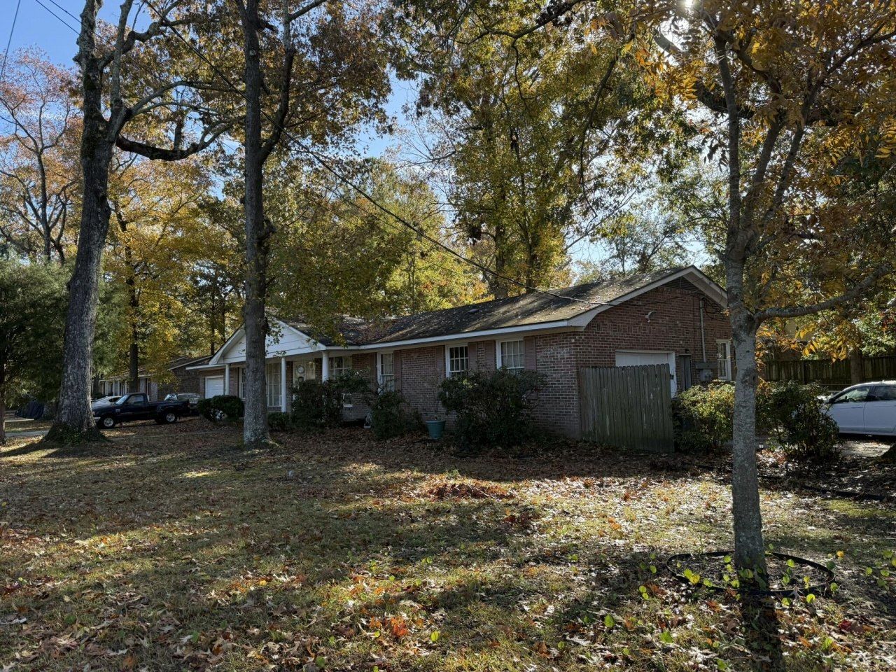 975 Harbor View Road Photo 13