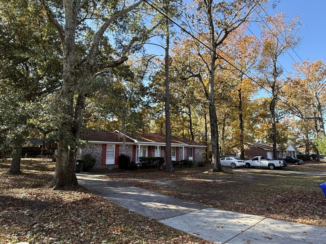 975 Harbor View Road Photo 8