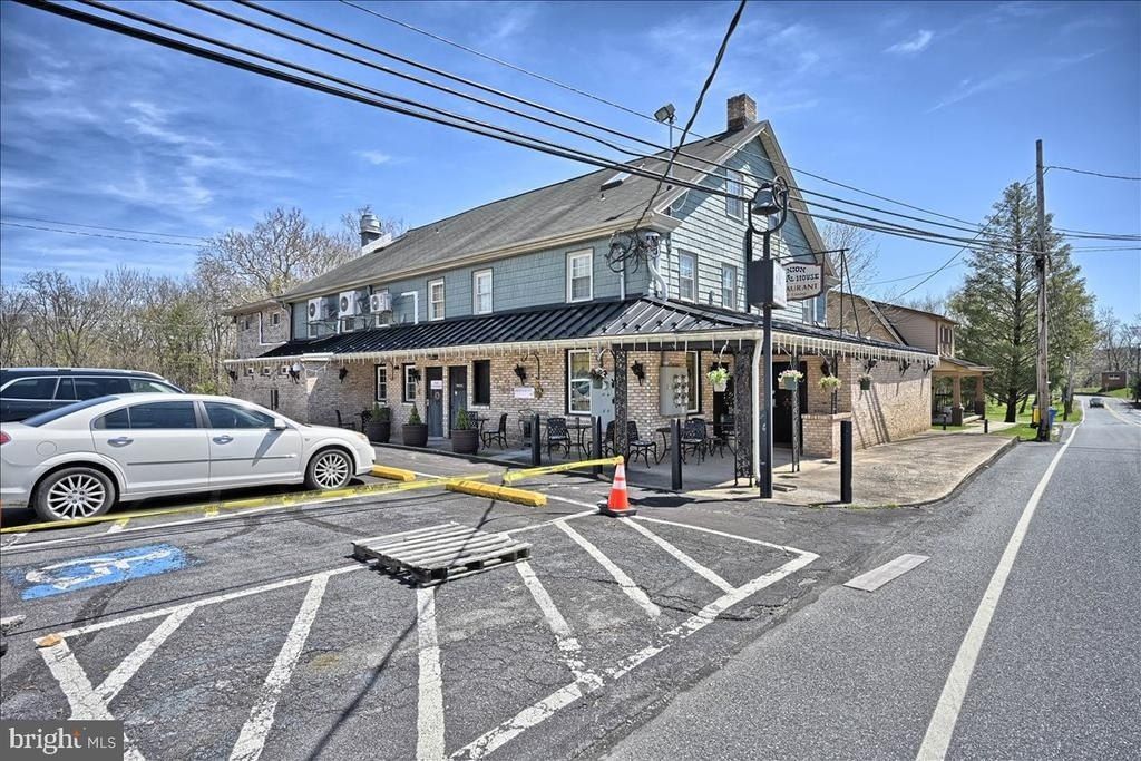 107 S HANOVER STREET, HERSHEY, PA 17033