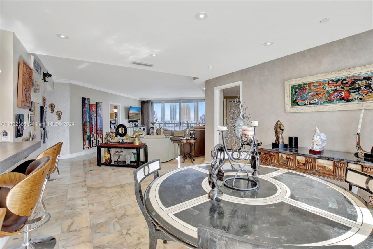 4000 Island Blvd, Unit 1002, Aventura, FL 33160 Photo