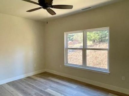 212 Barker Ln, Grass Valley, CA 95945 Photo
