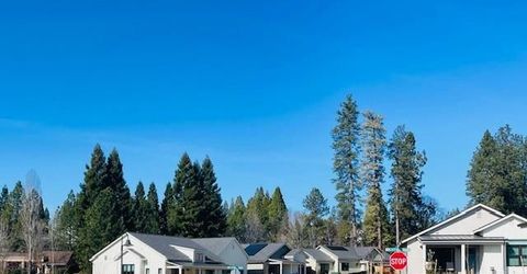 212 Barker Ln, Grass Valley, CA 95945 Photo