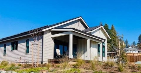 212 Barker Ln, Grass Valley, CA 95945 Photo