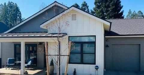 212 Barker Ln, Grass Valley, CA 95945 Photo