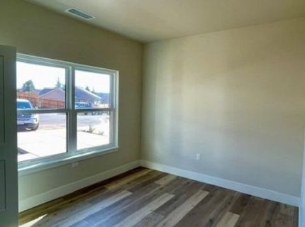 212 Barker Ln, Grass Valley, CA 95945 Photo