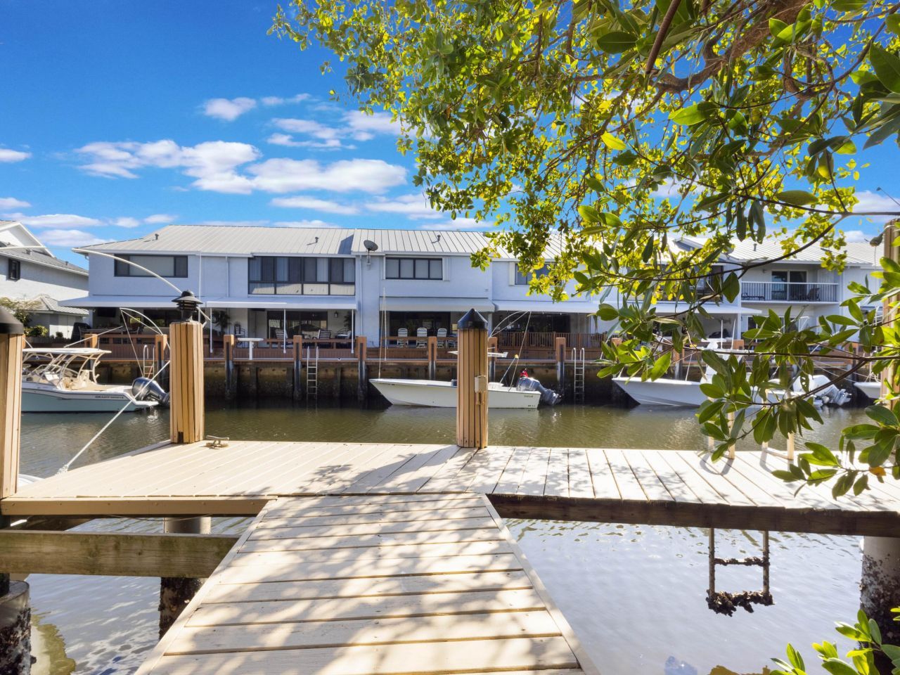 662 Mariners Way, Boynton Beach, FL 33435 Photo