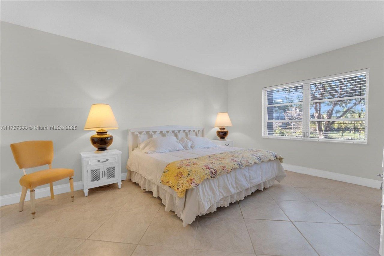 200 Diplomat Pkwy, Unit 229, Hallandale Beach, FL 33009 Photo