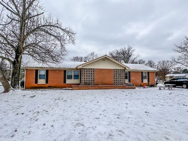 2010 Bartway Dr, Murfreesboro, TN 37130