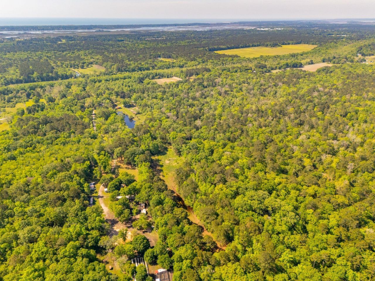 4304 River Road Photo 27