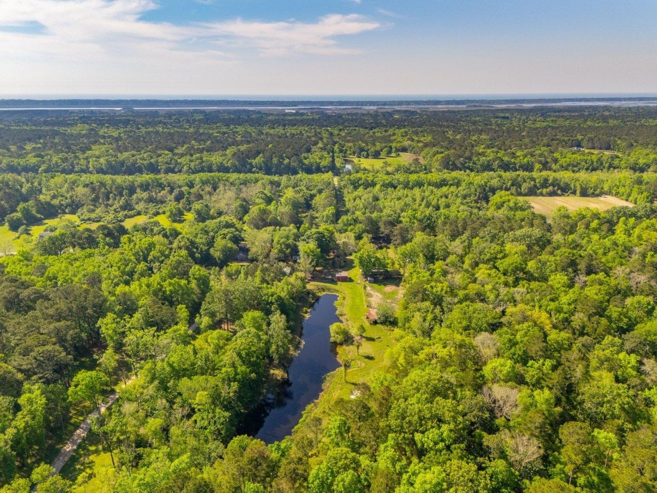 4304 River Road Photo 37