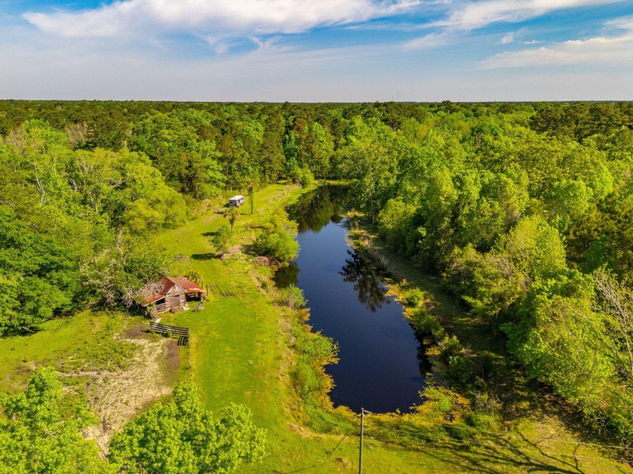 4304 River Road Photo 4