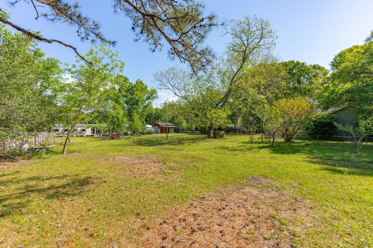 4304 River Road Photo 7