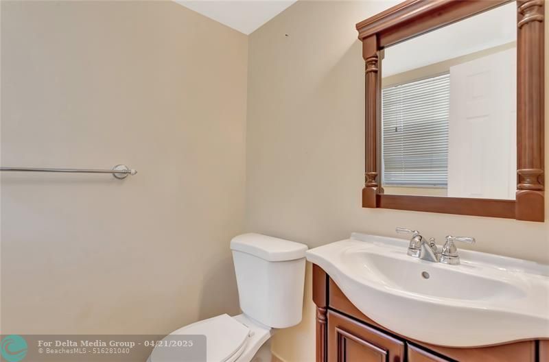 7290 NW 1st Street, Unit 205, Margate, FL 33063 Photo