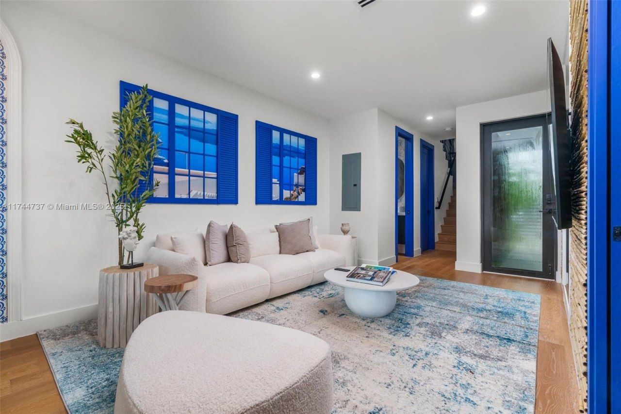 408 NW 52nd St, Miami, FL 33127 Photo