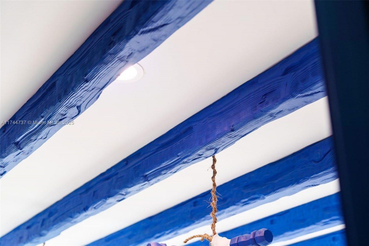 408 NW 52nd St, Miami, FL 33127 Photo